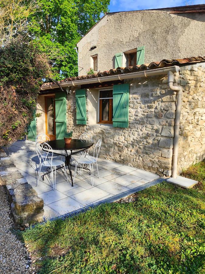 Domaine Bellavigne Gites Et Spa Forcalquier Exteriör bild
