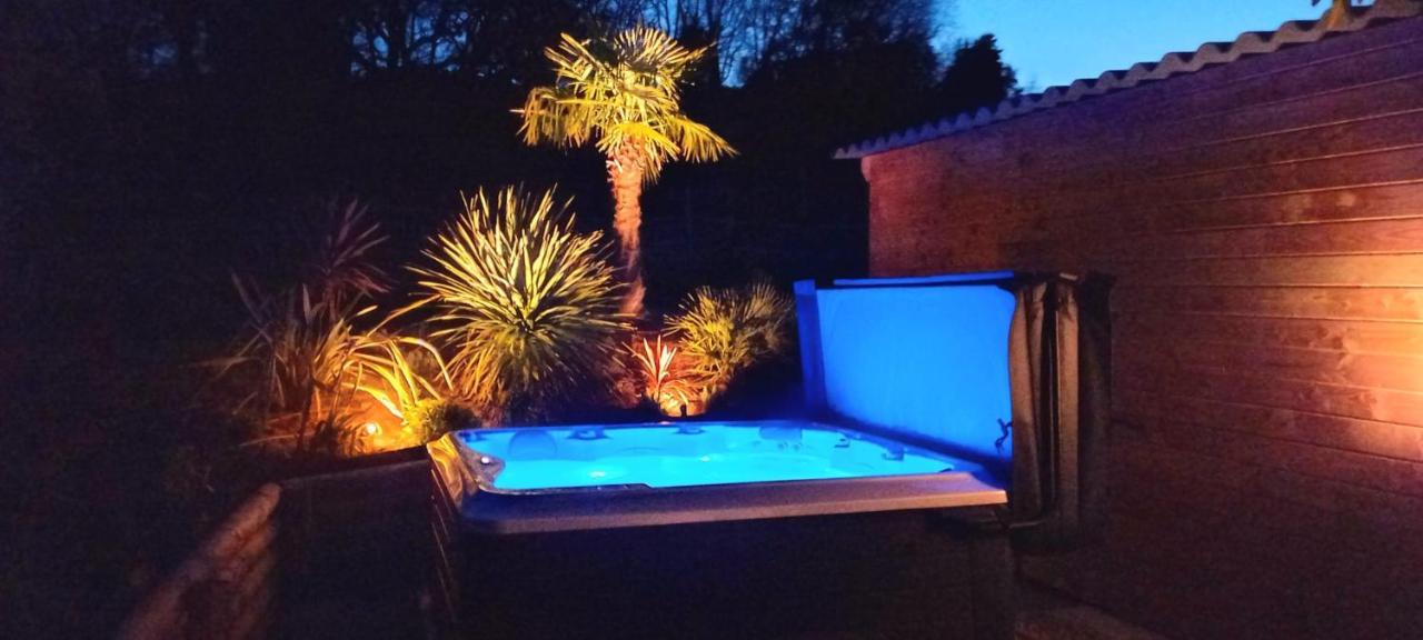 Domaine Bellavigne Gites Et Spa Forcalquier Exteriör bild